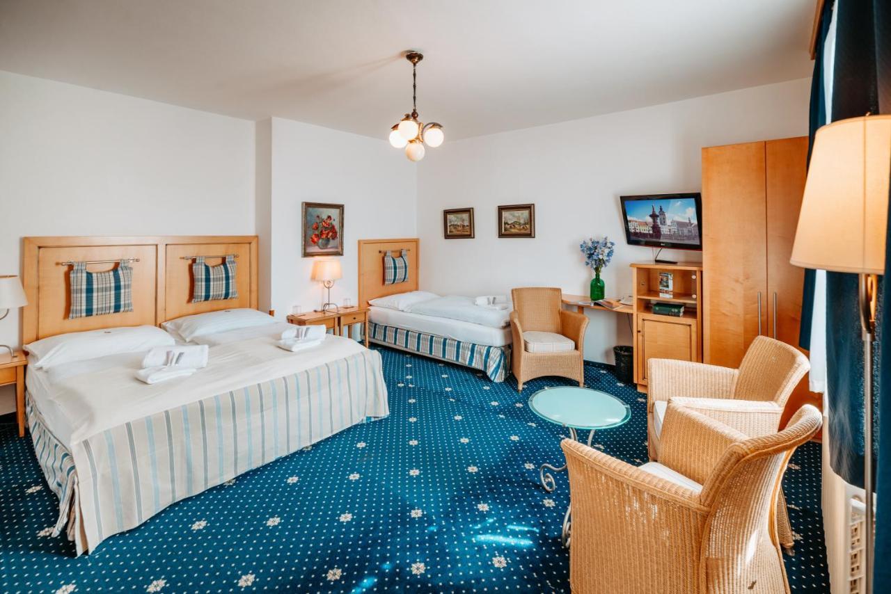 Hotel Klika تشيسكي بوديوفيتسه المظهر الخارجي الصورة