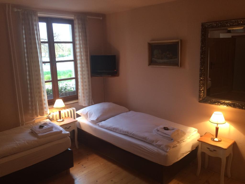 Hotel Klika تشيسكي بوديوفيتسه المظهر الخارجي الصورة